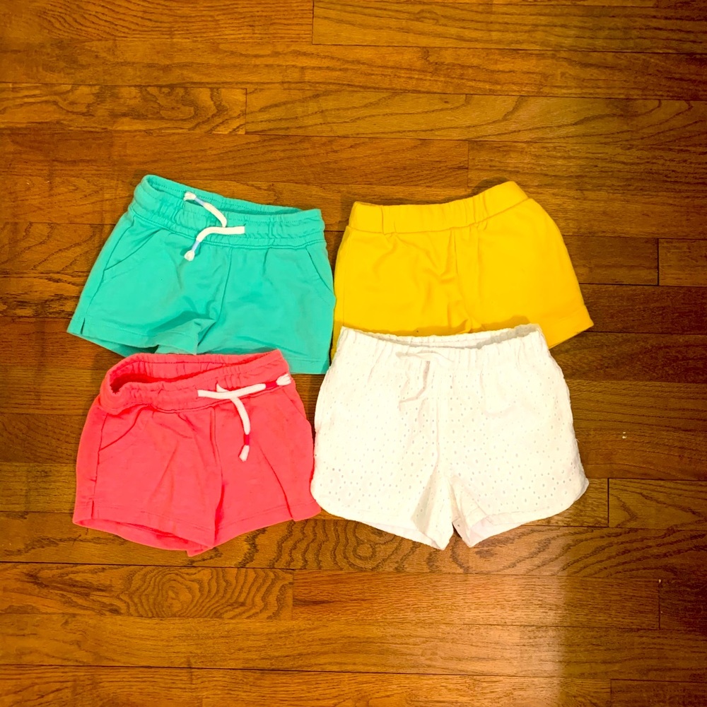 4 pairs of 5T shorts various colors